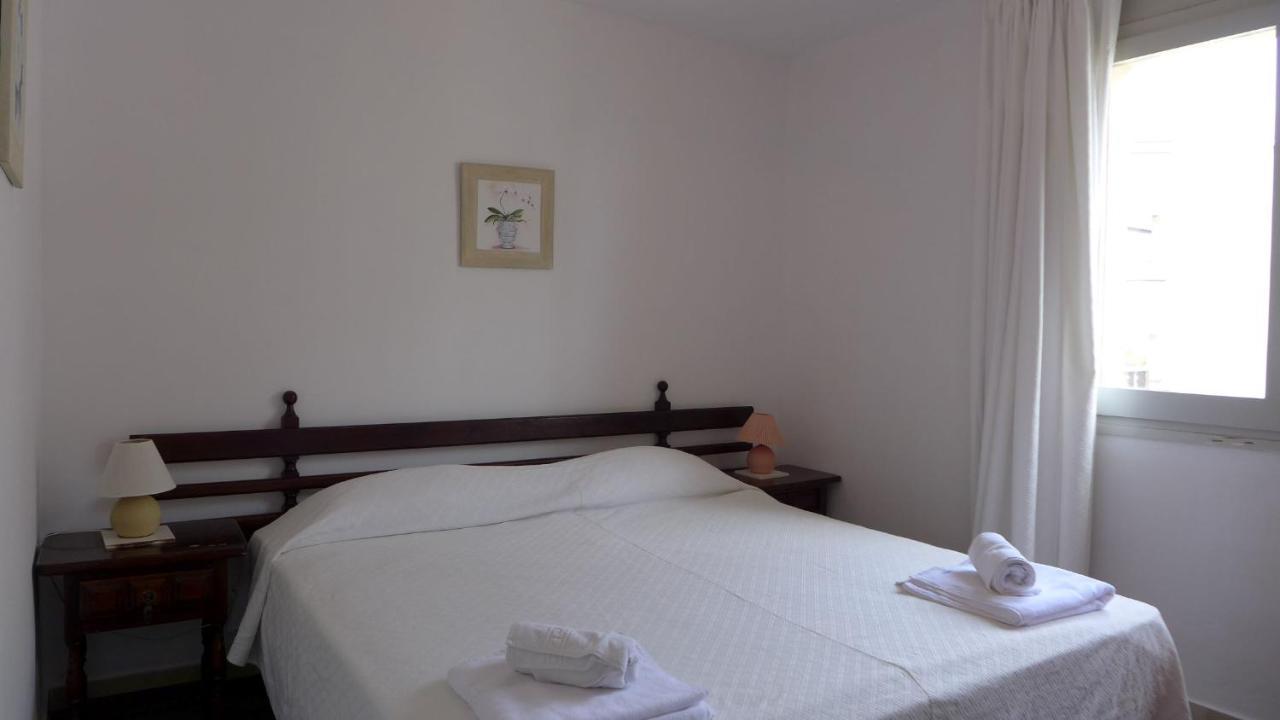 סאלו Apartamentos Nautilus מראה חיצוני תמונה