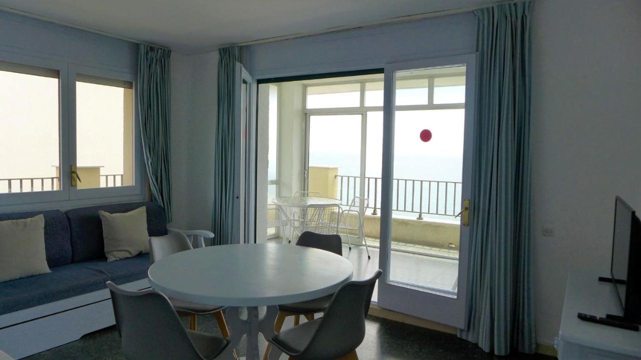 סאלו Apartamentos Nautilus מראה חיצוני תמונה